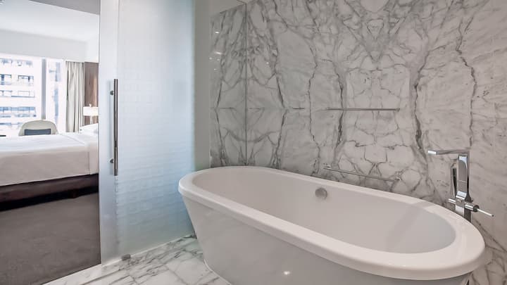 voco Bonnington Dubai by IHG