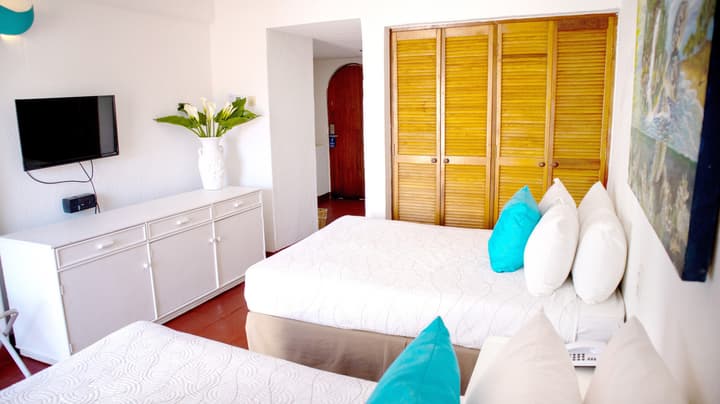 Hotel Marina Resort & Beach Club