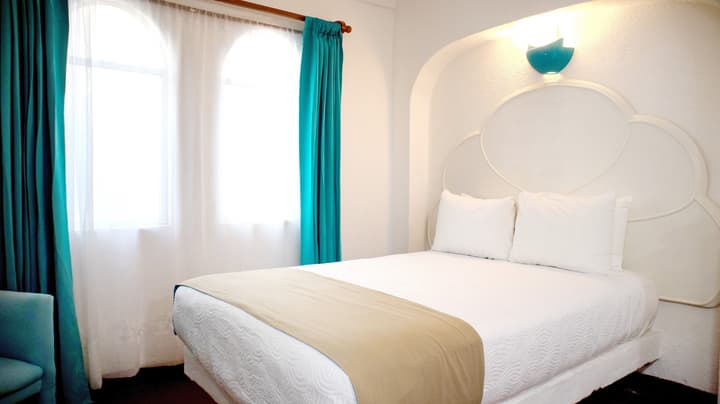 Hotel Marina Resort & Beach Club