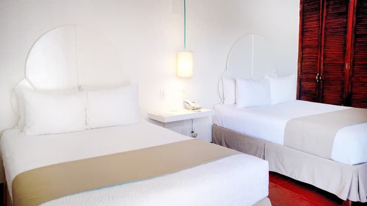 Hotel Marina Resort & Beach Club
