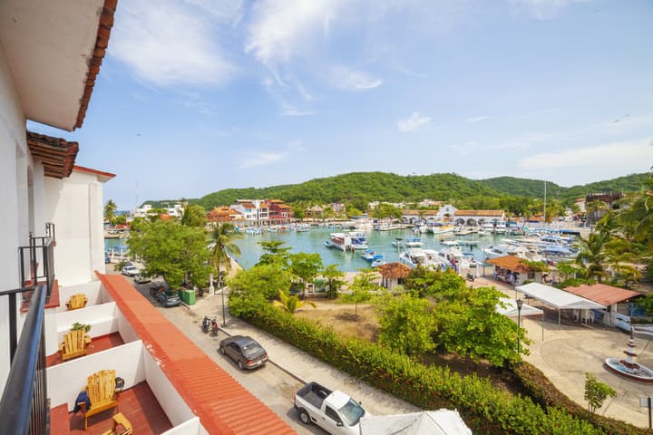 Hotel Marina Resort & Beach Club