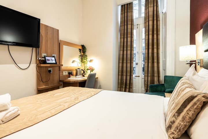Lancaster Court Hotel
