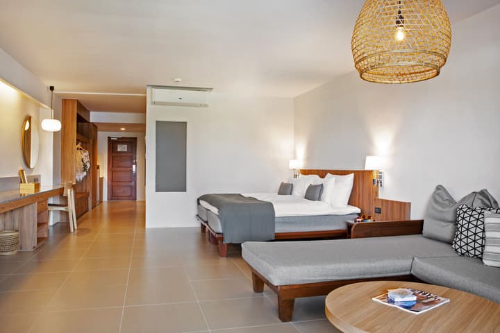 Sunwing Kamala Beach
