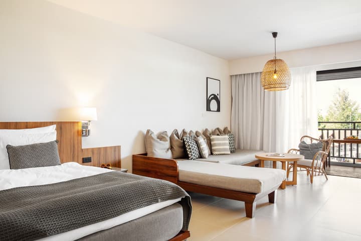Sunwing Kamala Beach