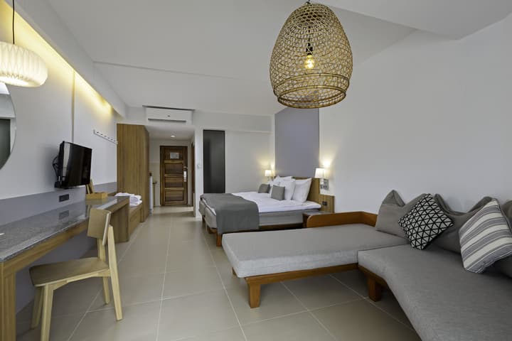 Sunwing Kamala Beach