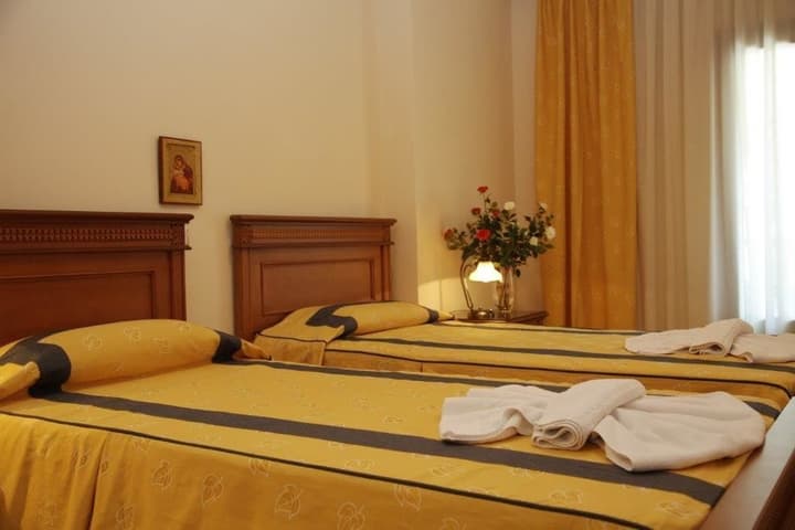 Famissi Hotel