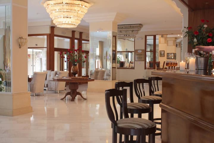Famissi Hotel