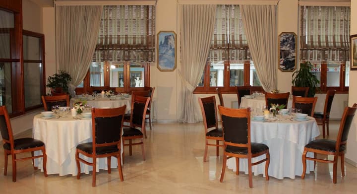 Famissi Hotel