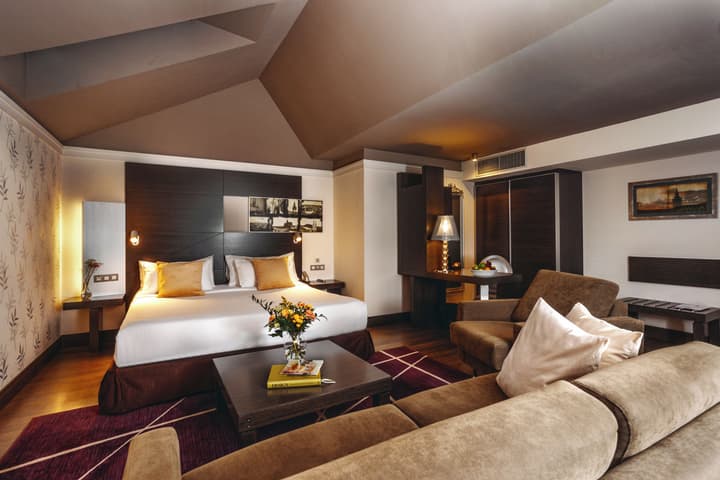Grand Palace Brno - Small Luxury Hotels of the World