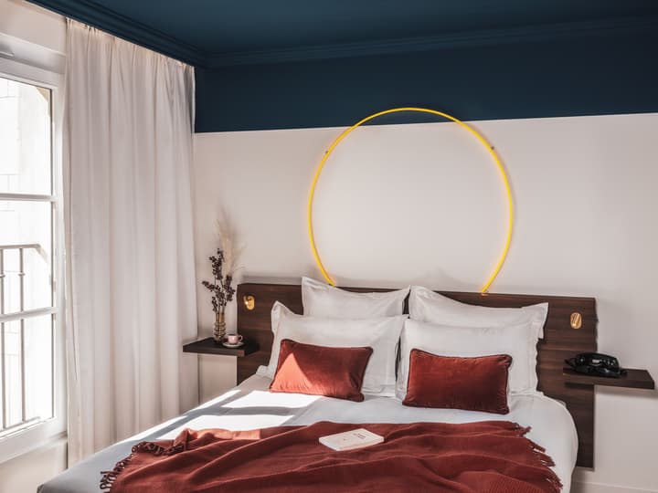 Seven Hotel Paris