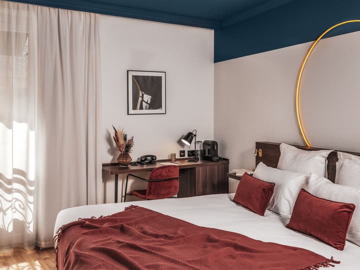Seven Hotel Paris