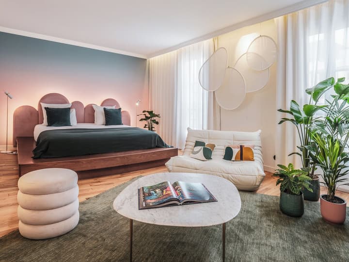 Seven Hotel Paris