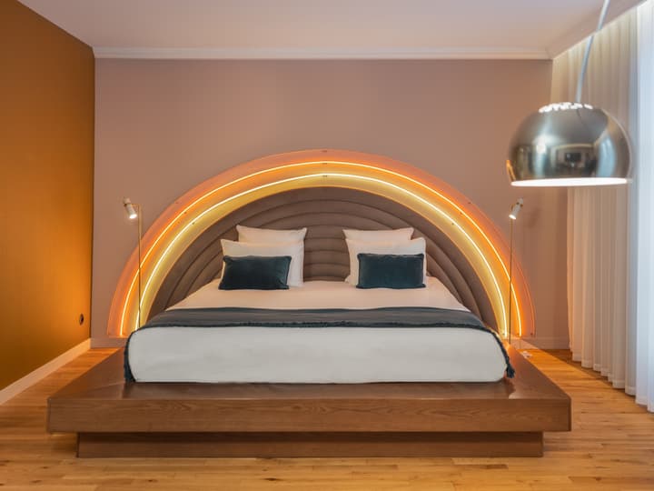 Seven Hotel Paris