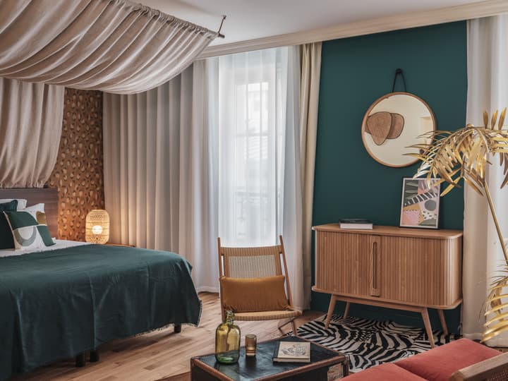Seven Hotel Paris