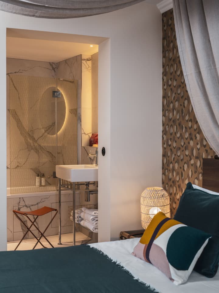 Seven Hotel Paris