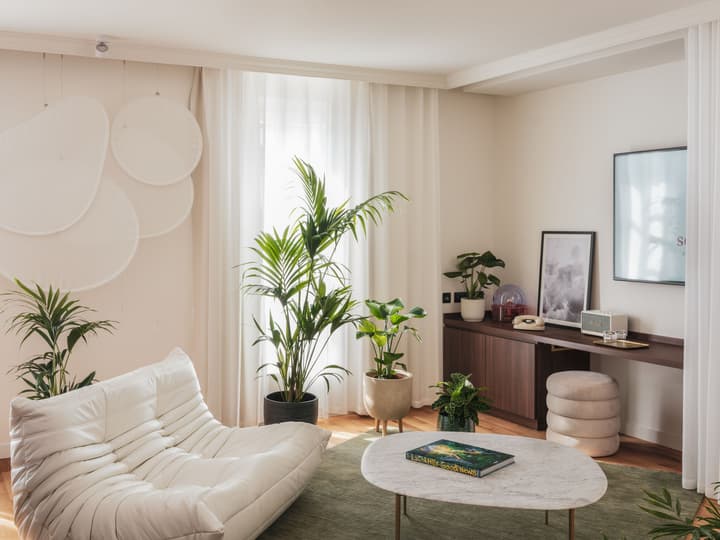 Seven Hotel Paris