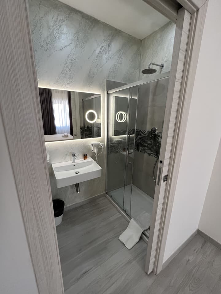 Hotel Ester