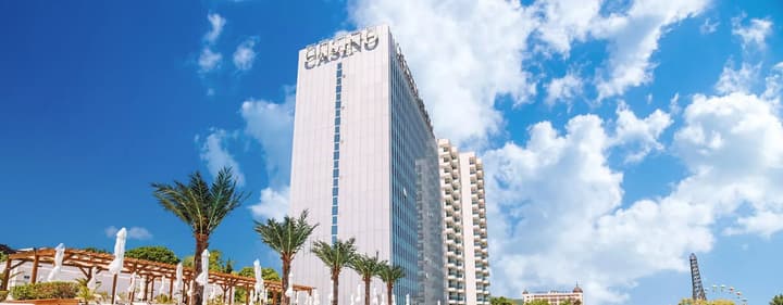 INTERNATIONAL Hotel Casino & Tower Suites