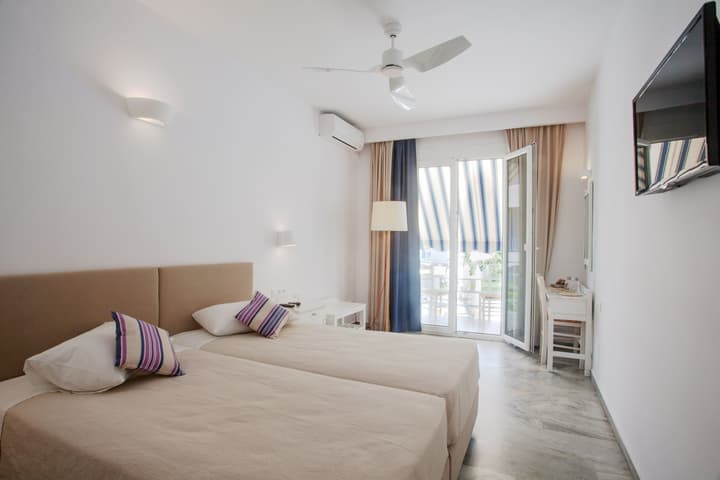 Polos Hotel