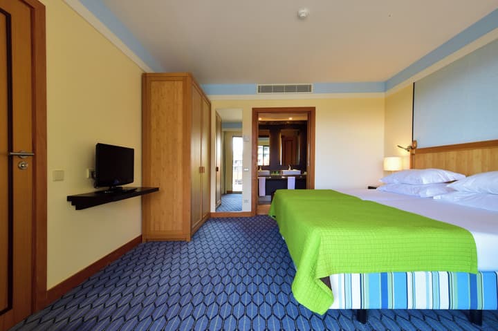 Pestana Promenade Ocean Resort Hotel