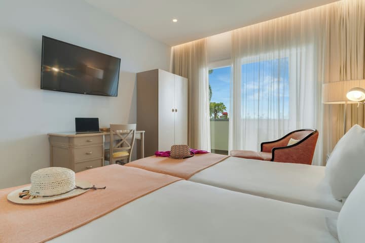 Pestana Promenade Ocean Resort Hotel
