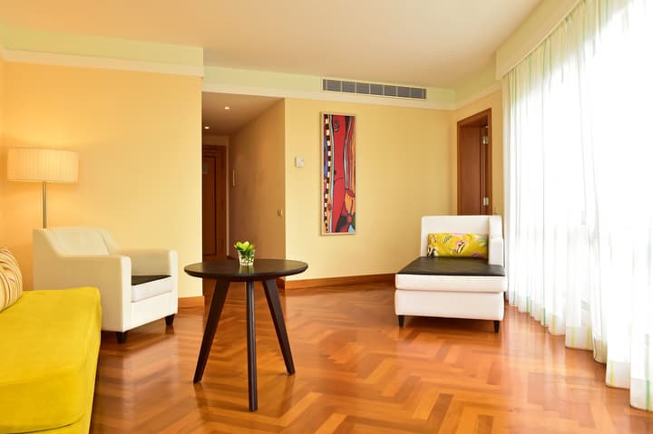 Pestana Promenade Ocean Resort Hotel