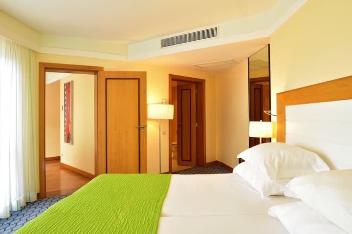 Pestana Promenade Ocean Resort Hotel