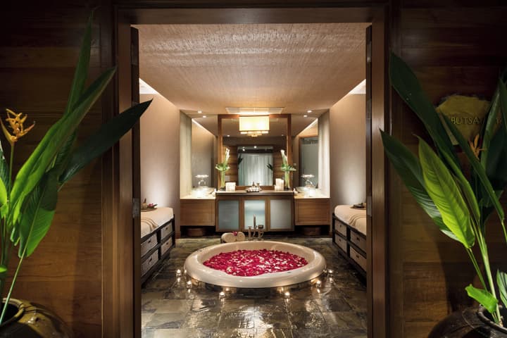 Conrad Bangkok Residences