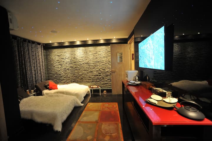 Casablanca Suites & SPA