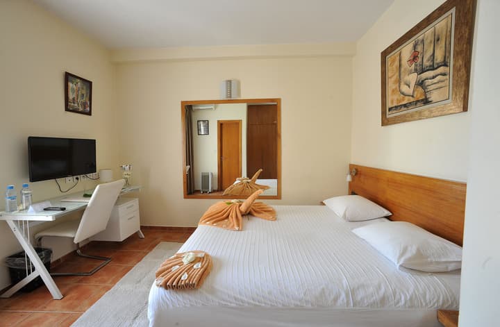 Casablanca Suites & SPA
