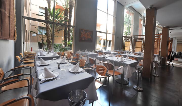 Casablanca Suites & SPA