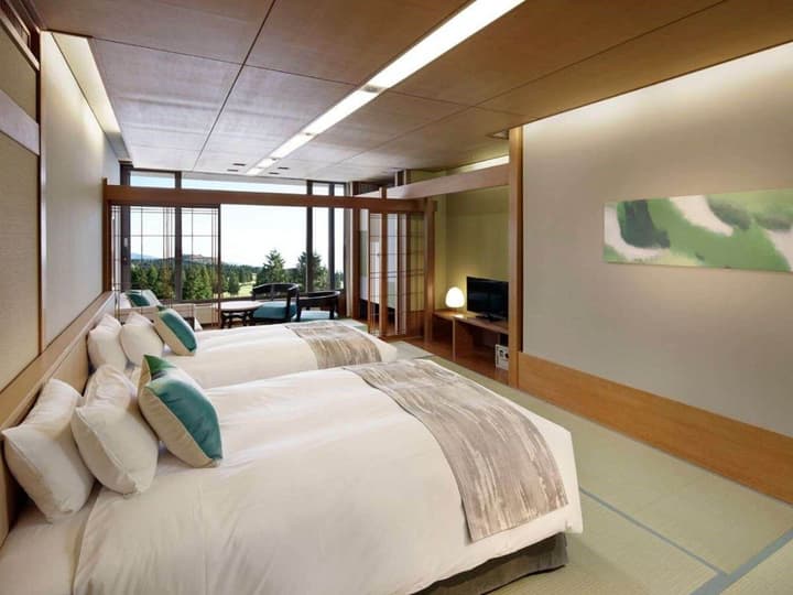 Hakone Yunohana Prince Hotel
