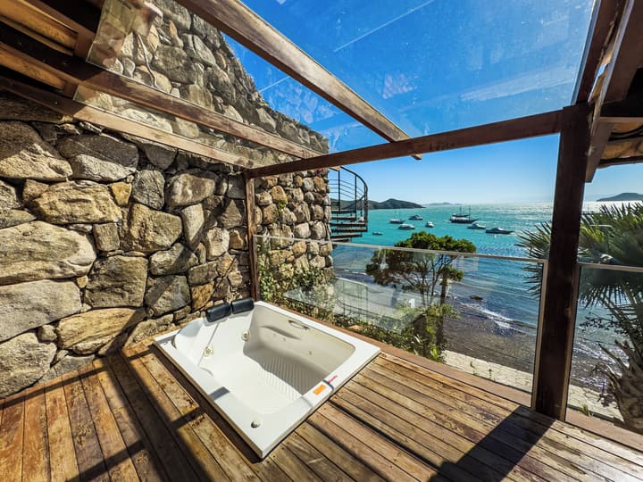 Sailing Hotel & Spa