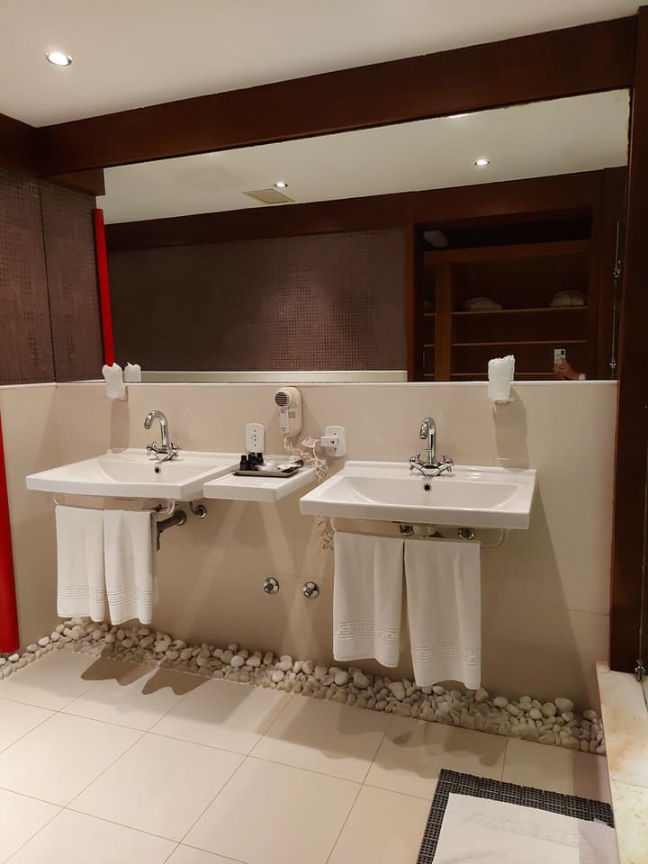 Sailing Hotel & Spa