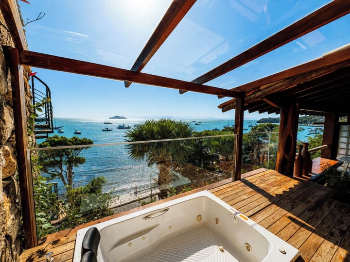 Sailing Hotel & Spa