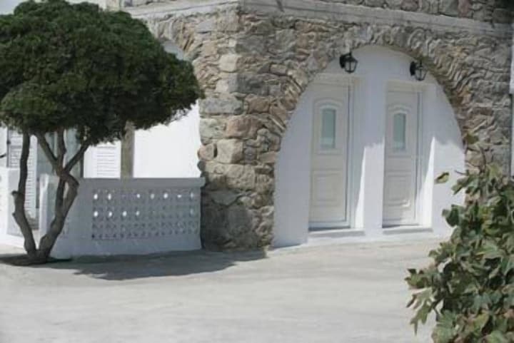 Peter's Studio