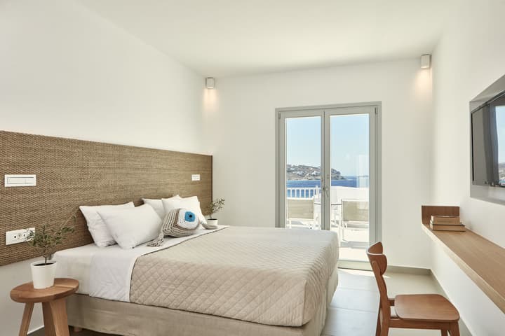 Manoulas Beach Mykonos Resort