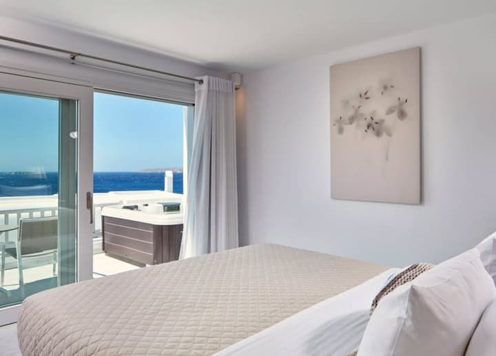 Manoulas Beach Mykonos Resort