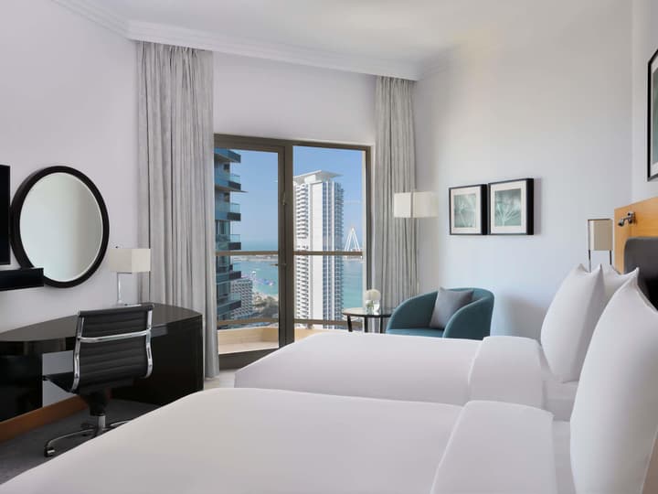Mövenpick Hotel Jumeirah Beach