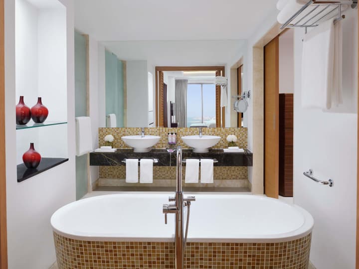 Mövenpick Hotel Jumeirah Beach