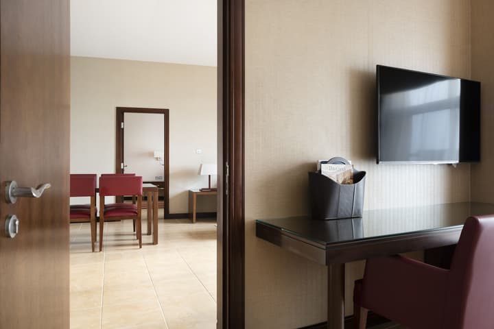 Khalidiya Palace Rayhaan by Rotana