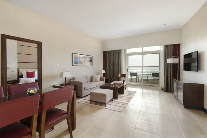 Khalidiya Palace Rayhaan by Rotana
