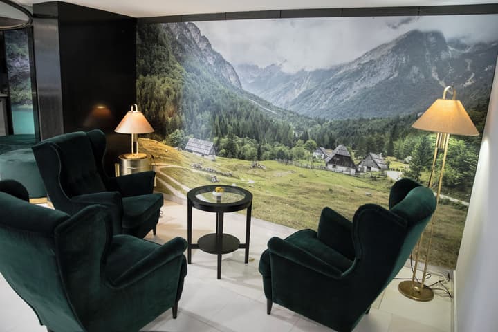 Alp Hotel