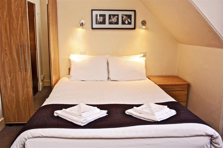 Central Hotel
