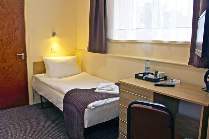 Central Hotel