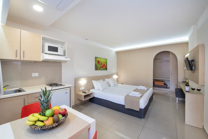 Atrion Hotel