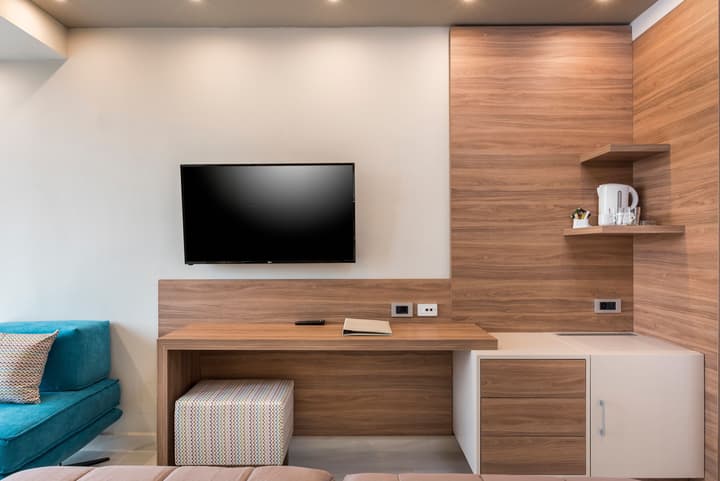 Atrion Hotel