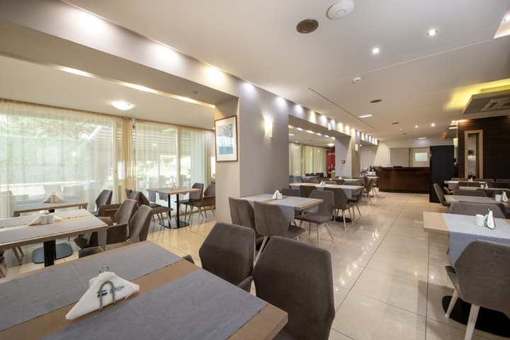 Atrion Hotel