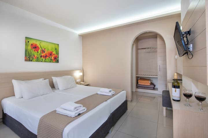 Atrion Hotel