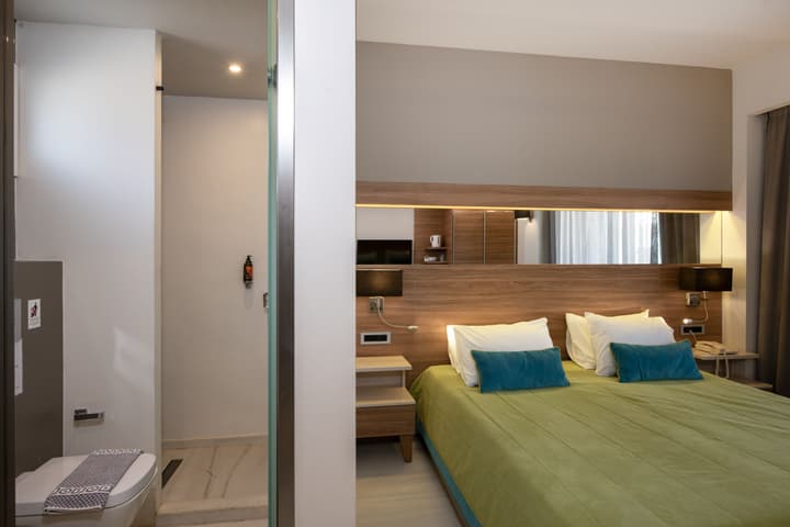 Atrion Hotel